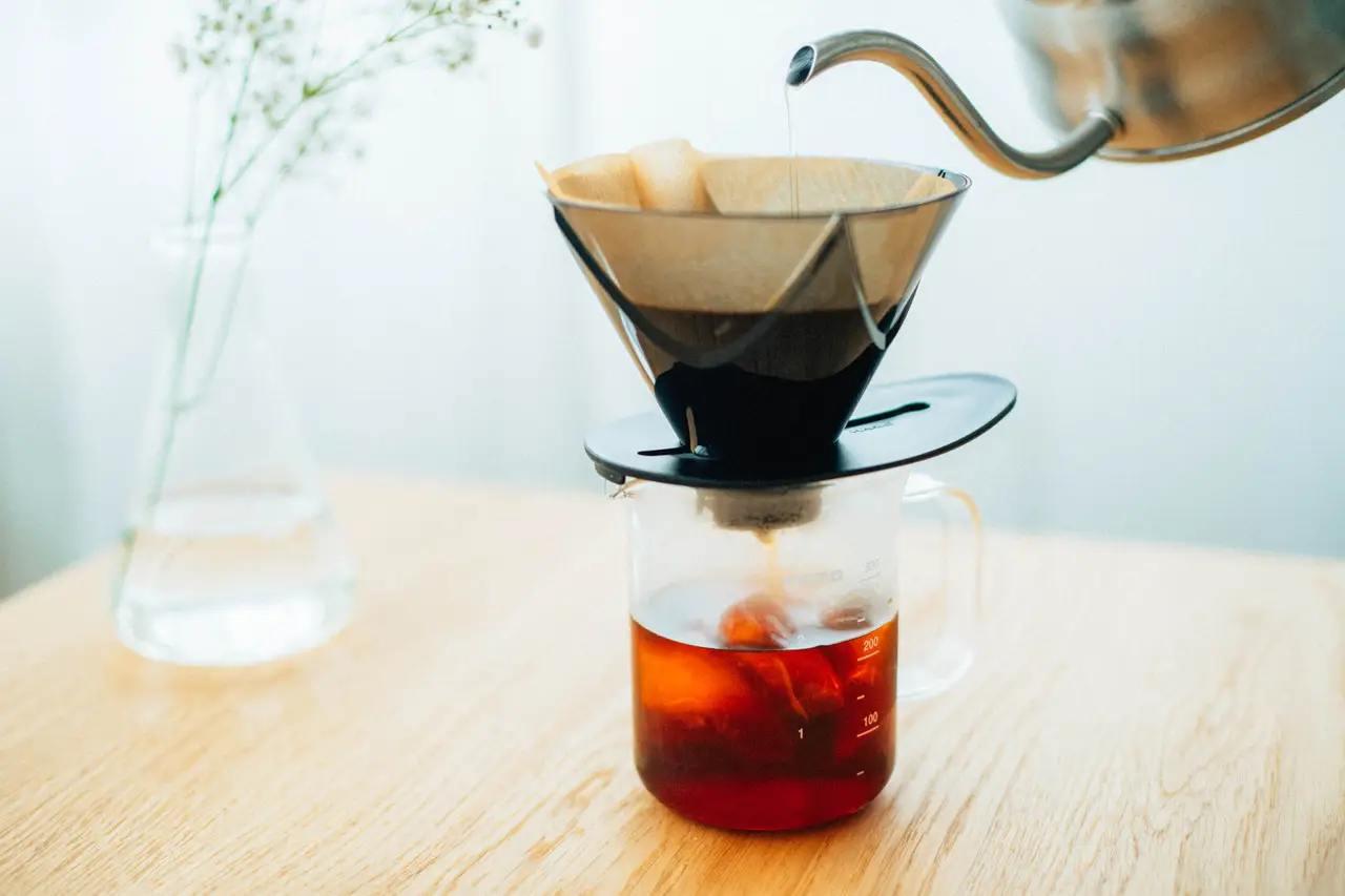 Набір для приготування кави Hario V60 One Pour Dripper Mugen (VDMU-2018-TB) - фото 2 Набір для приготування кави Hario V60 One Pour Dripper Mugen (VDMU-2018-TB) - фото 2