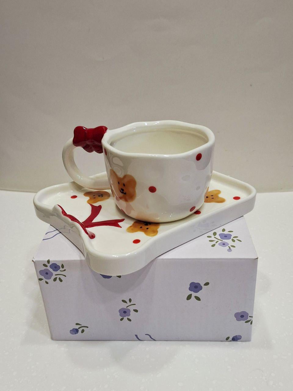 Чашка с блюдцем керамическая Банты и мешки 220 мл (2080) Чашка с блюдцем керамическая Банты и мешки 220 мл (2080)