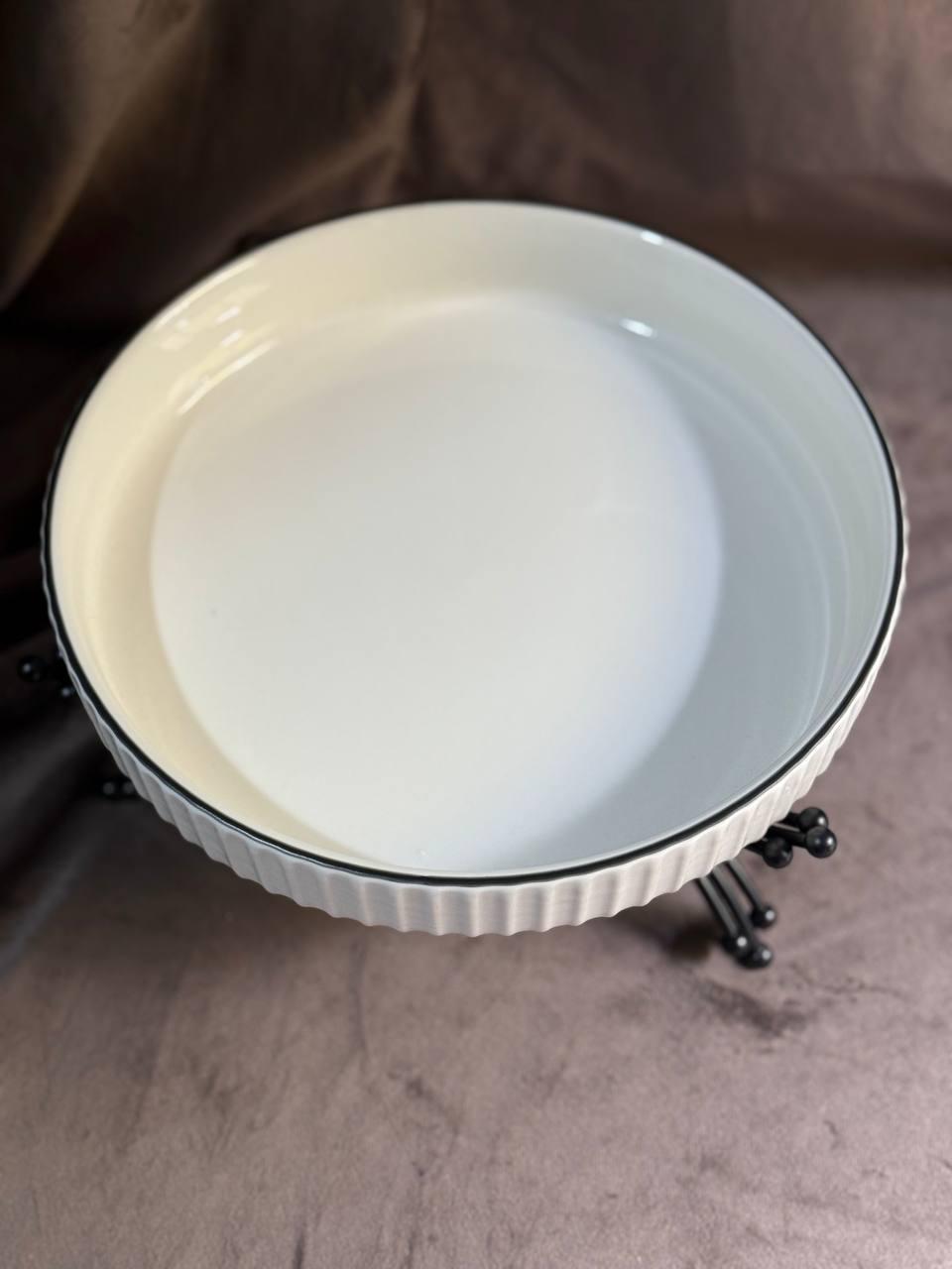 Фруктовница YIWU LB-1571B фарфоровая на металлической подставке 22,5 см Белая с черной (30101752) - фото 2