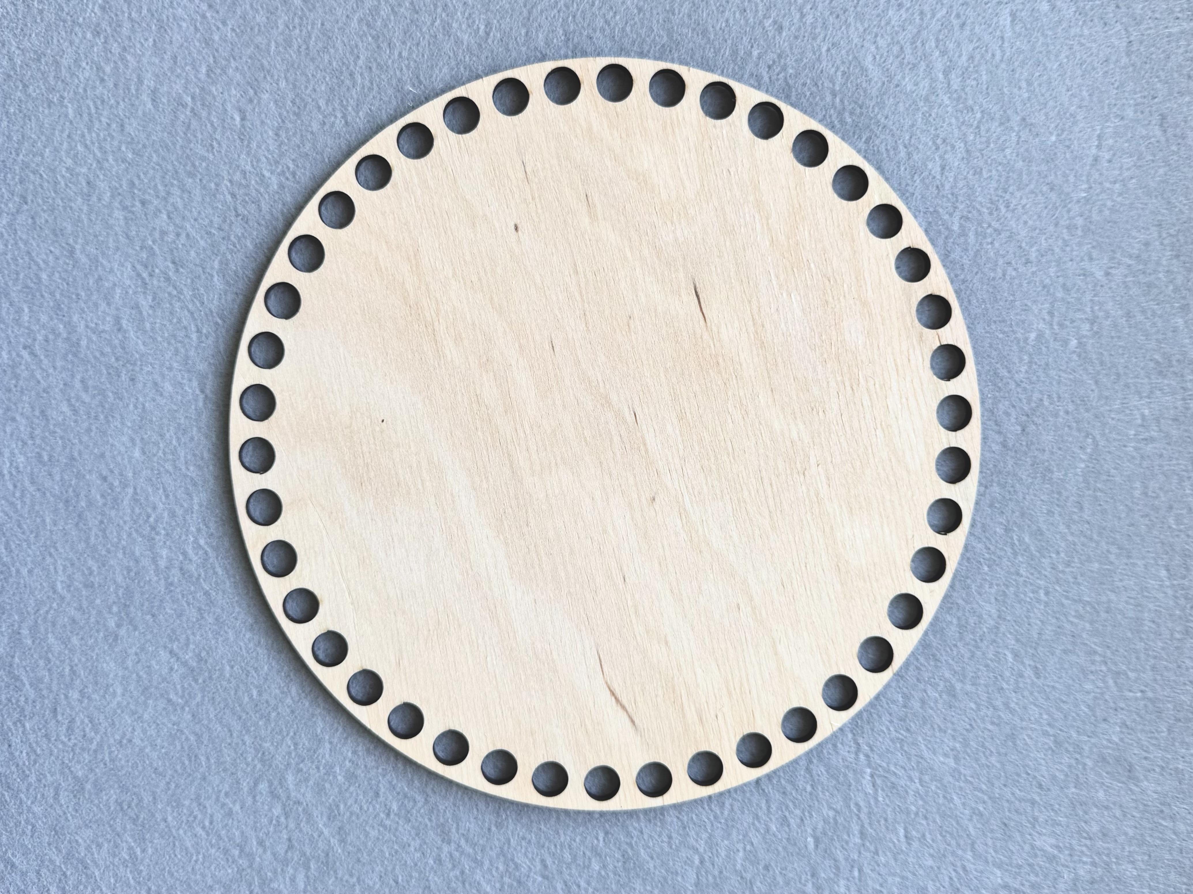 Донышко круглое для сумок и корзинок 25 см (19596) Донышко круглое для сумок и корзинок 25 см (19596)