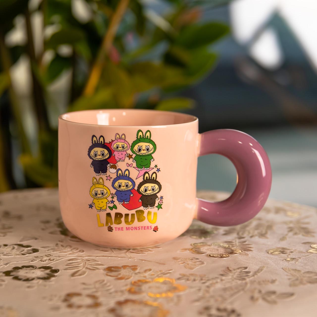 Кружка фарфоровая LABUBU Brighten Your Day 400 мл Розовый (FM-22B)