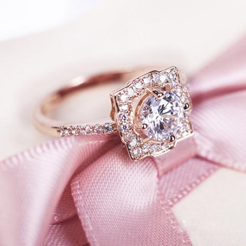 Кольцо с кристаллами Сваровски 096860a Italina р. 17 Белый Кольцо с кристаллами Сваровски 096860a Italina р. 17 Белый