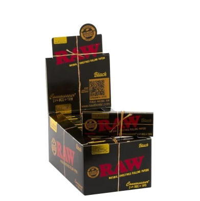 Бумага для самокруток RAW Black Ultra Thin Connoisseur 1¼" - фото 2