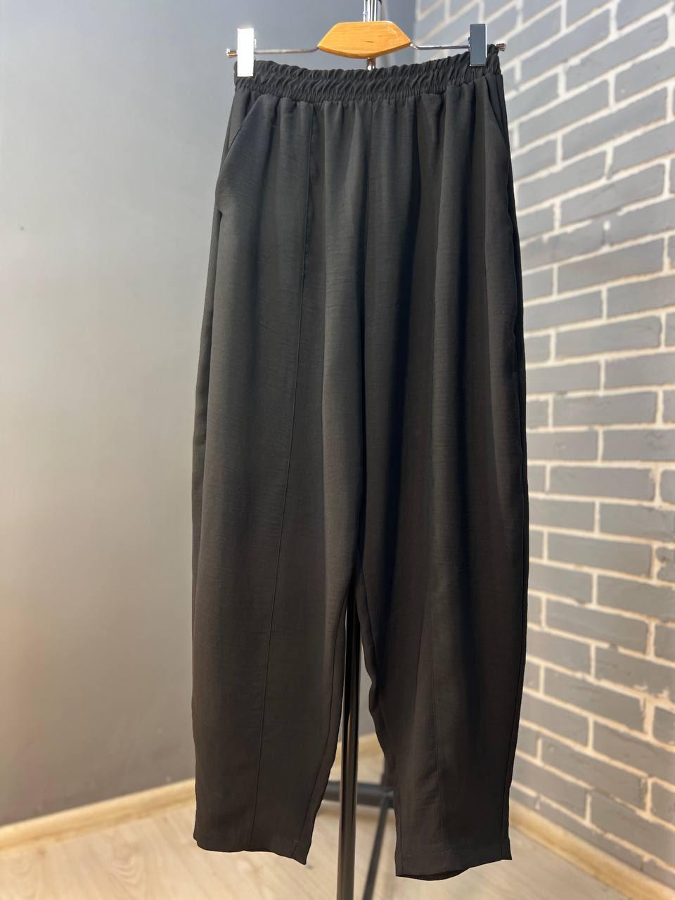 Брюки женские CLEW 0716 MOM с карманами шелковые шов впереди S Черный (2014) - фото 8 Брюки женские CLEW 0716 MOM с карманами шелковые шов впереди S Черный (2014) - фото 8