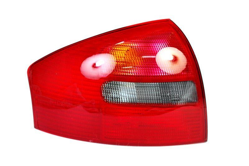 Ліхтар задній лівий Audi A6 1997-2001 Червоно-димчатий (441-1943L-UE)