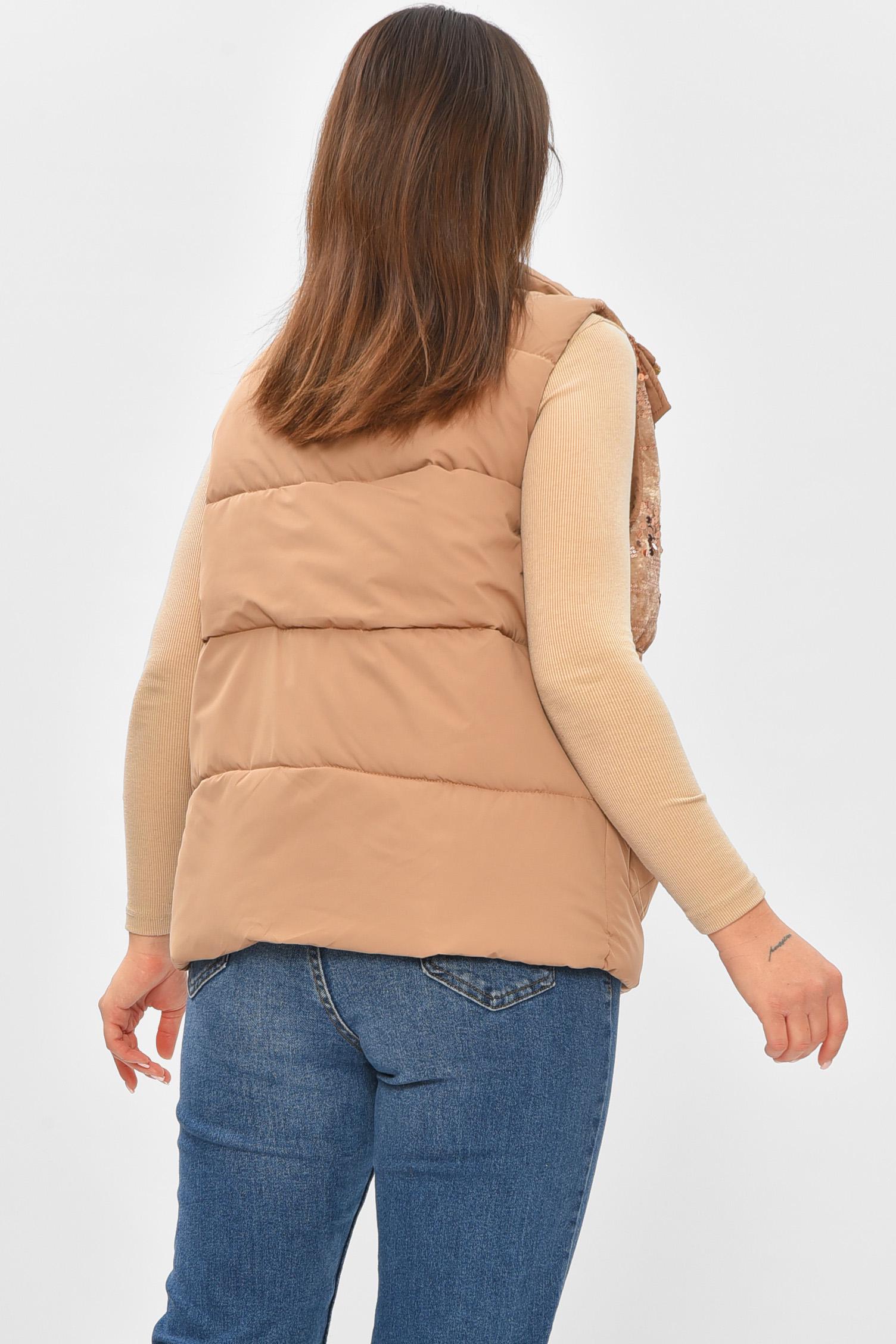 Жилетка жіноча однотонна 206132 з паєтками M Темно-бежевий - фото 3 Жилетка жіноча однотонна 206132 з паєтками M Темно-бежевий - фото 3