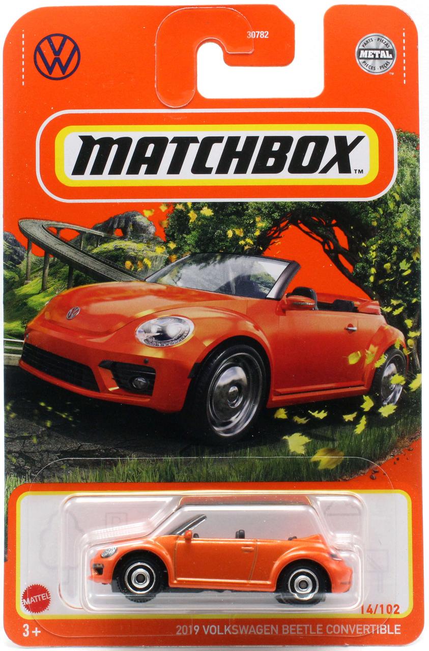 Игрушечная машинка Matchbox 2019 Volkswagen Beetle Convertible 2022 MBX Highway №14 (HFP37)