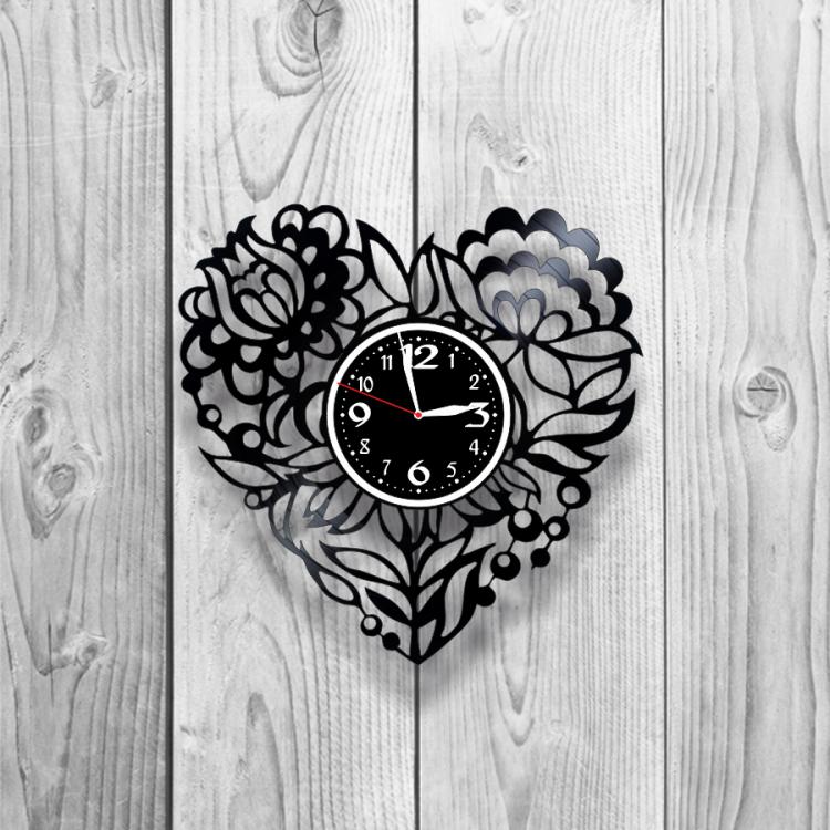 Часы настенные Сердце 0158 из виниловой пластинки