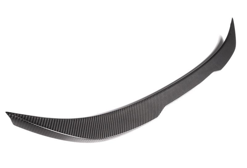 Спойлер багажника BMW G30 стиль DA карбон
