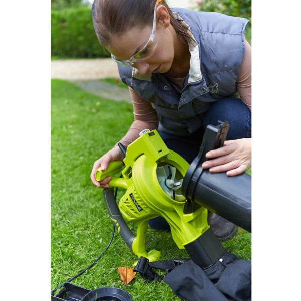 Пилосос садовий Ryobi RBV3000CSV