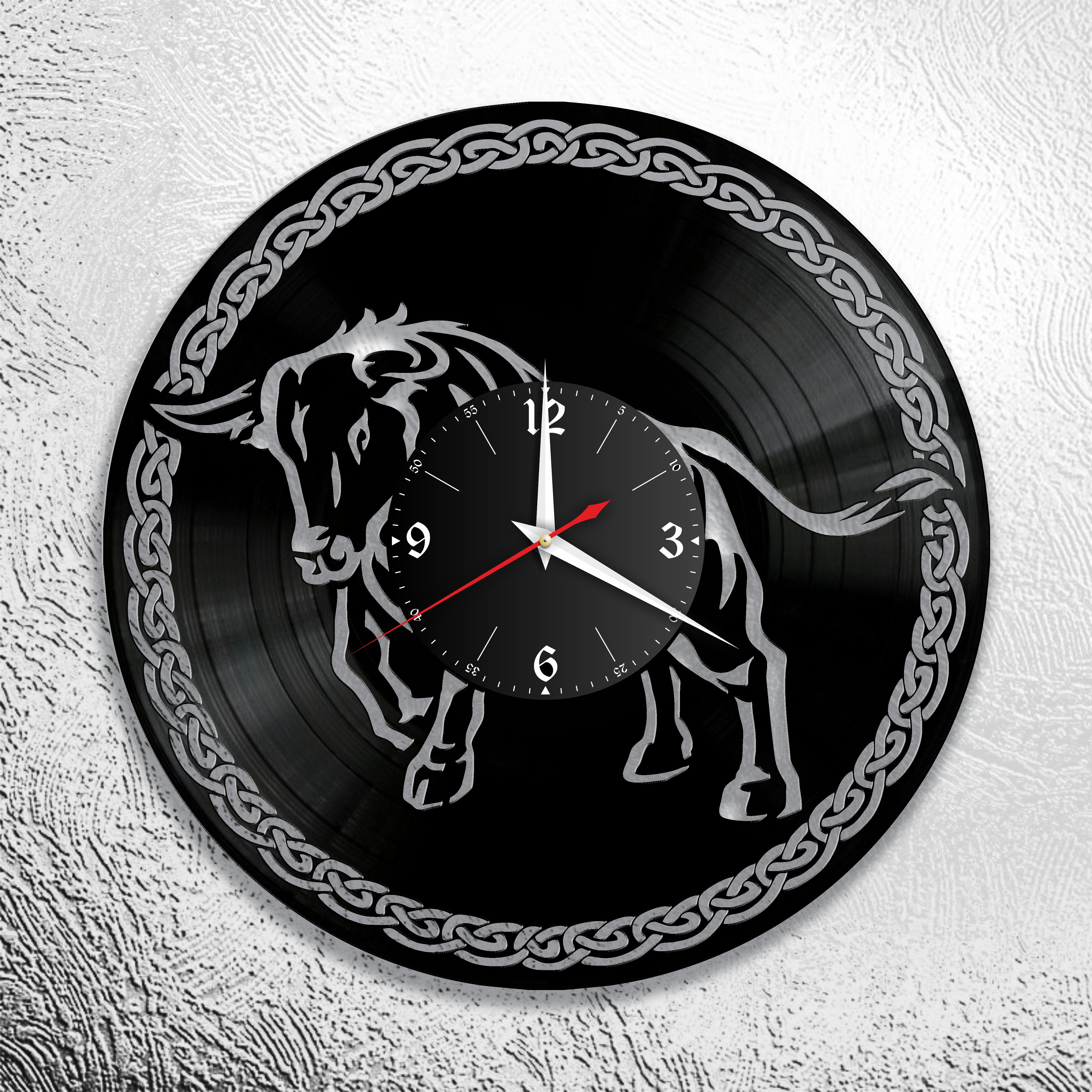 Часы настенные Бык 1074 из виниловой пластинки