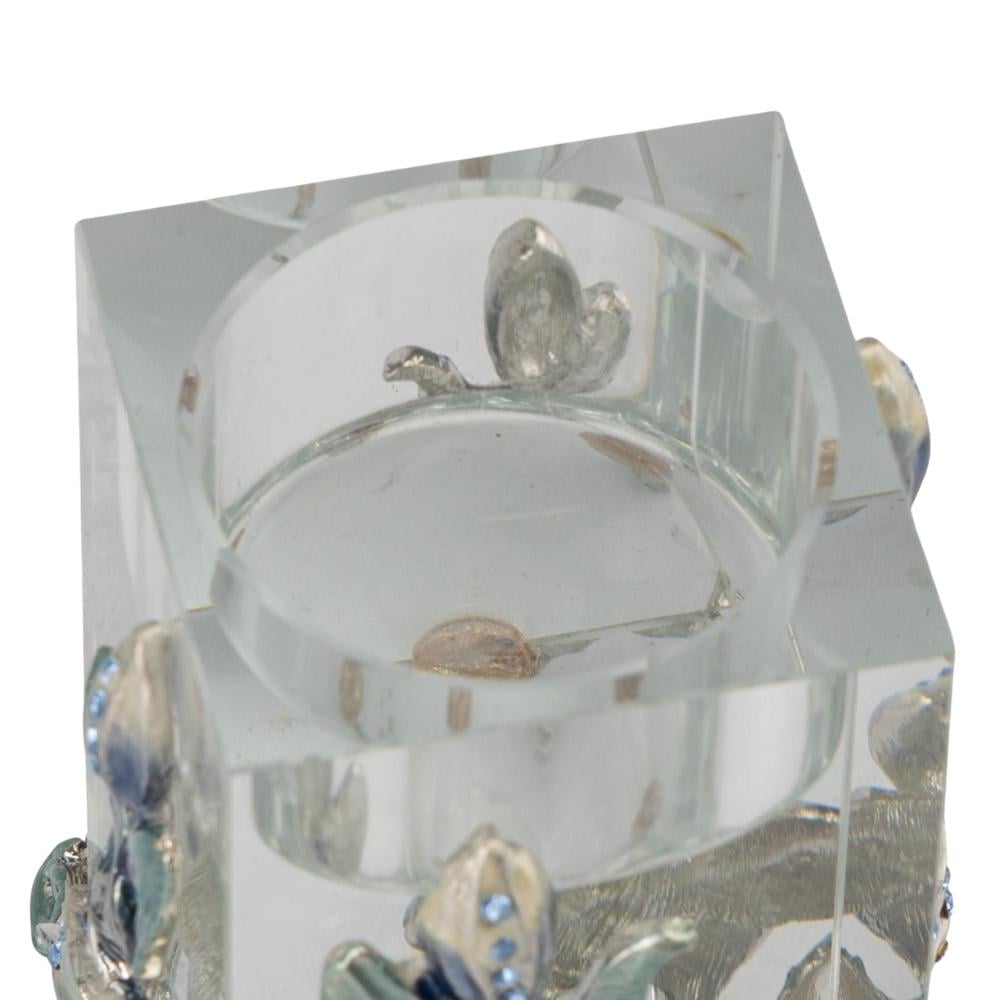 Декоративний свічник для інтер'єру з металевими квітами скляний 5х5х9 см Срібло (147-81-007MB) - фото 3