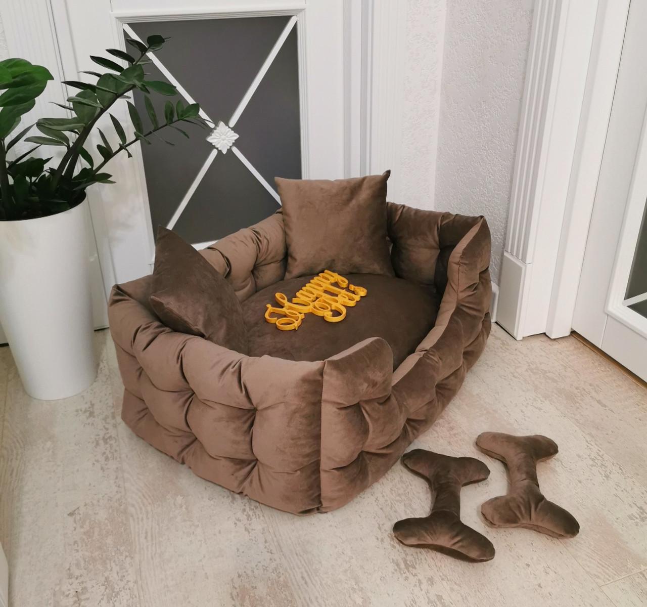 Лежак с бортами для собак и кошек и подушка-игрушка-кость велюр 50х40 см Коричневый