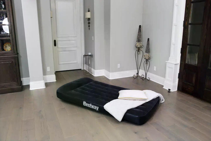 Надувной матрас одноместный Bestway встраиваемый электронасос (67556) - фото 6