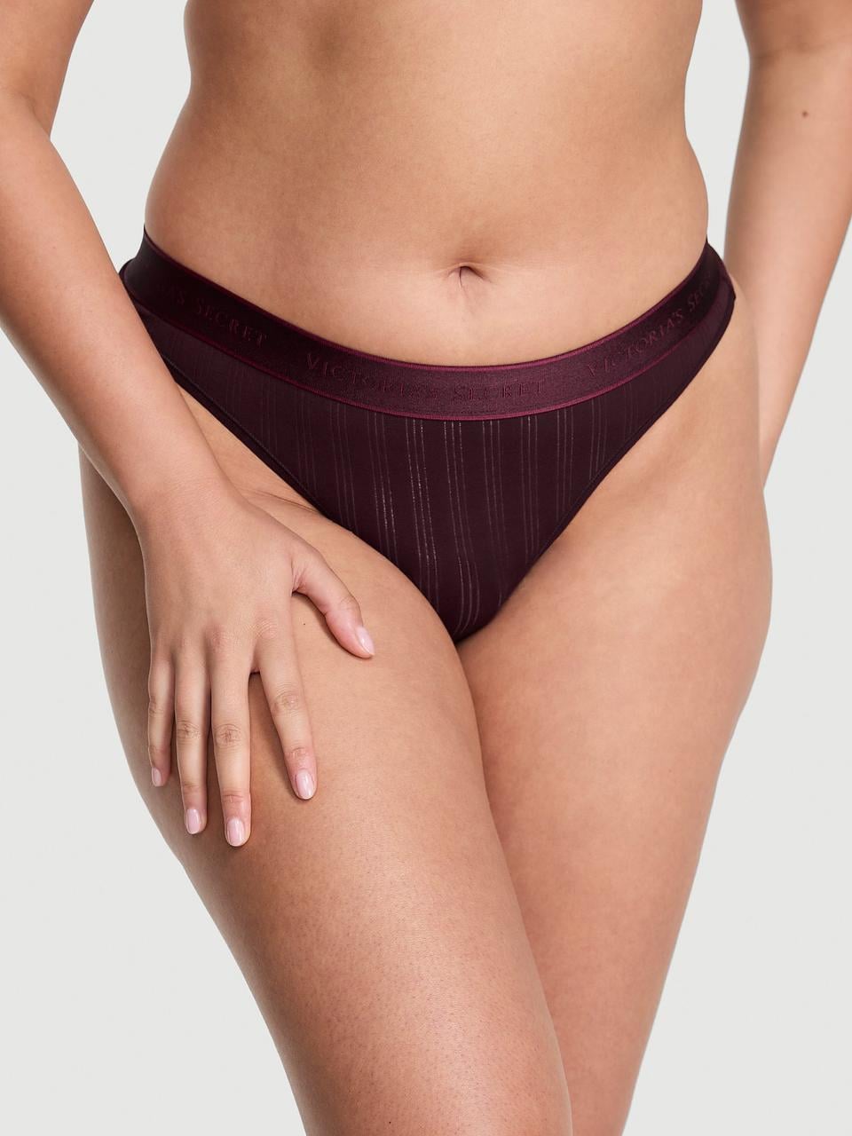 Трусики женские Victoria Secret Ultra-Fine Modal Logo Thong M Фиолетовый (2769874278)