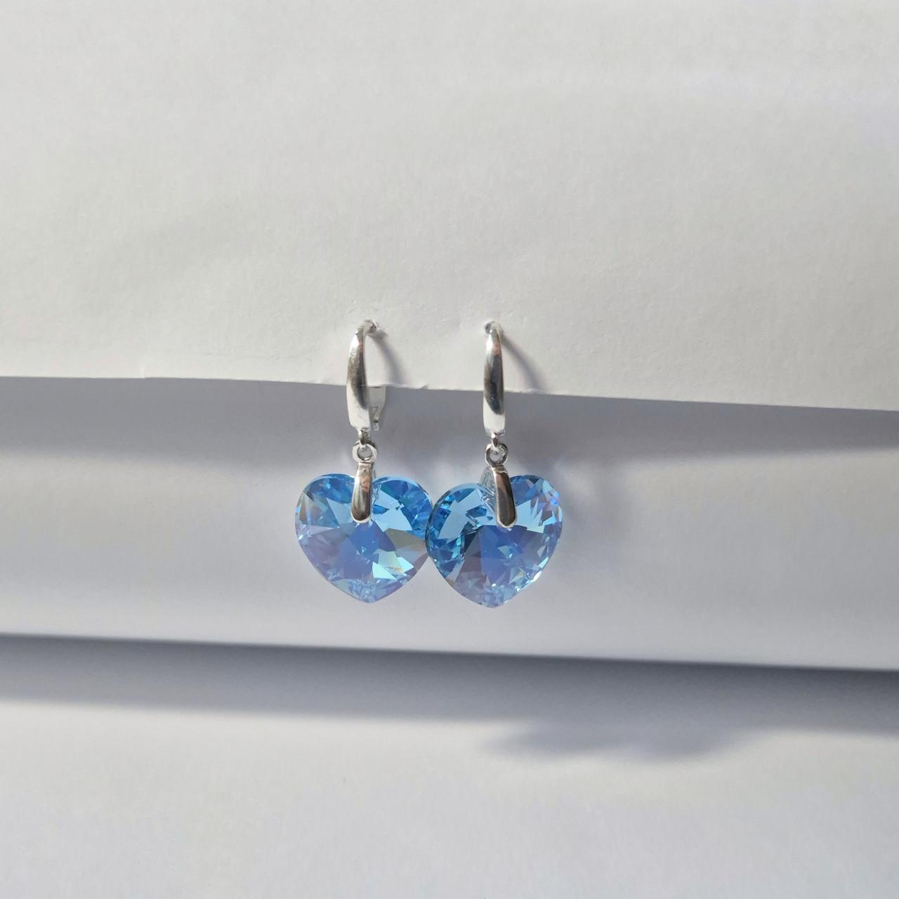 Сережки з підвіскою серце камінь сваровськи срібло 925 проби 7,80 г (56228-18) - фото 4 Сережки з підвіскою серце камінь сваровськи срібло 925 проби 7,80 г (56228-18) - фото 4