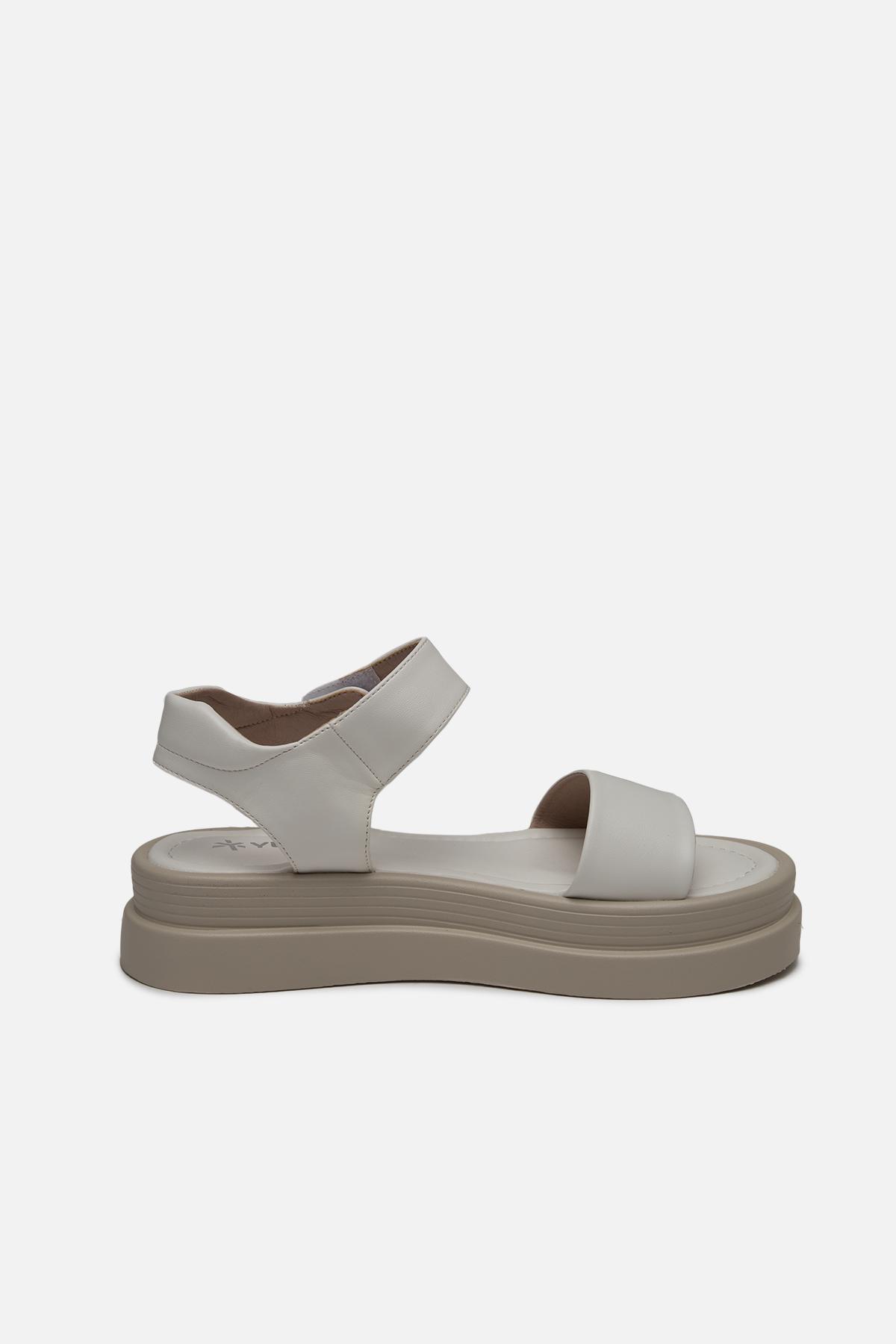 Босоніжки на платформі р. 40 Білий (SKT000954867) - фото 2