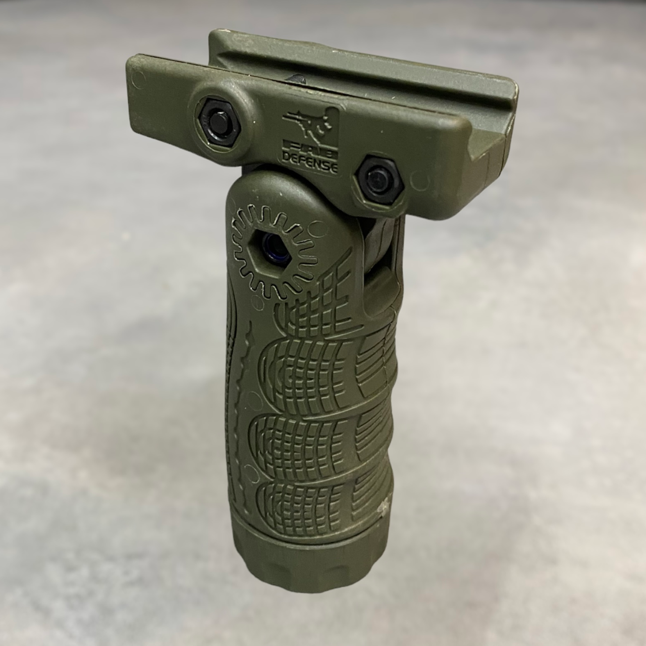 Рукоятка передняя FAB Defence T-FL складная 7 позиций Оливковый (1789295839)