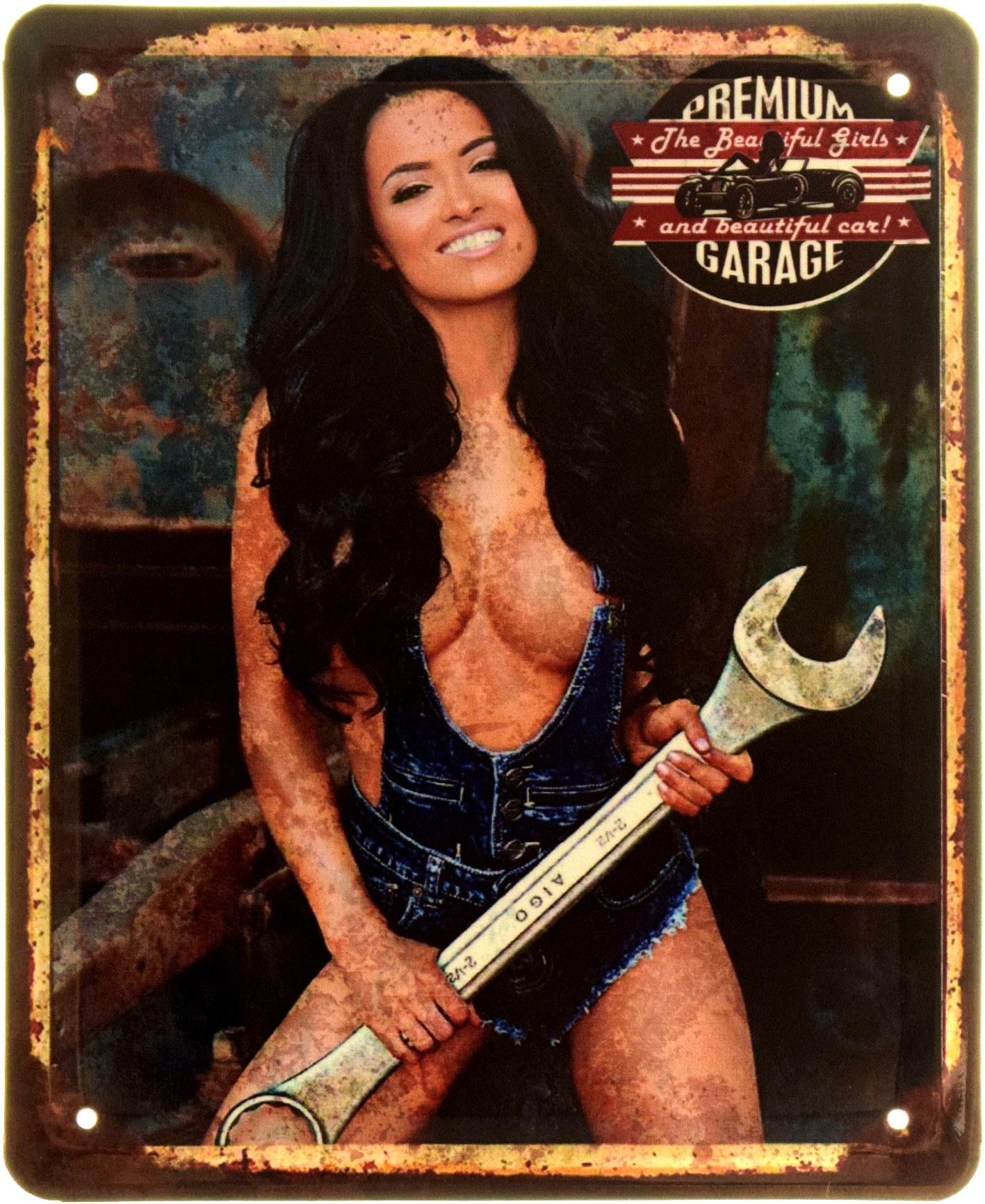 Табличка металева Великий гайковий ключ Pin Up 18x22 см (ms-103892)