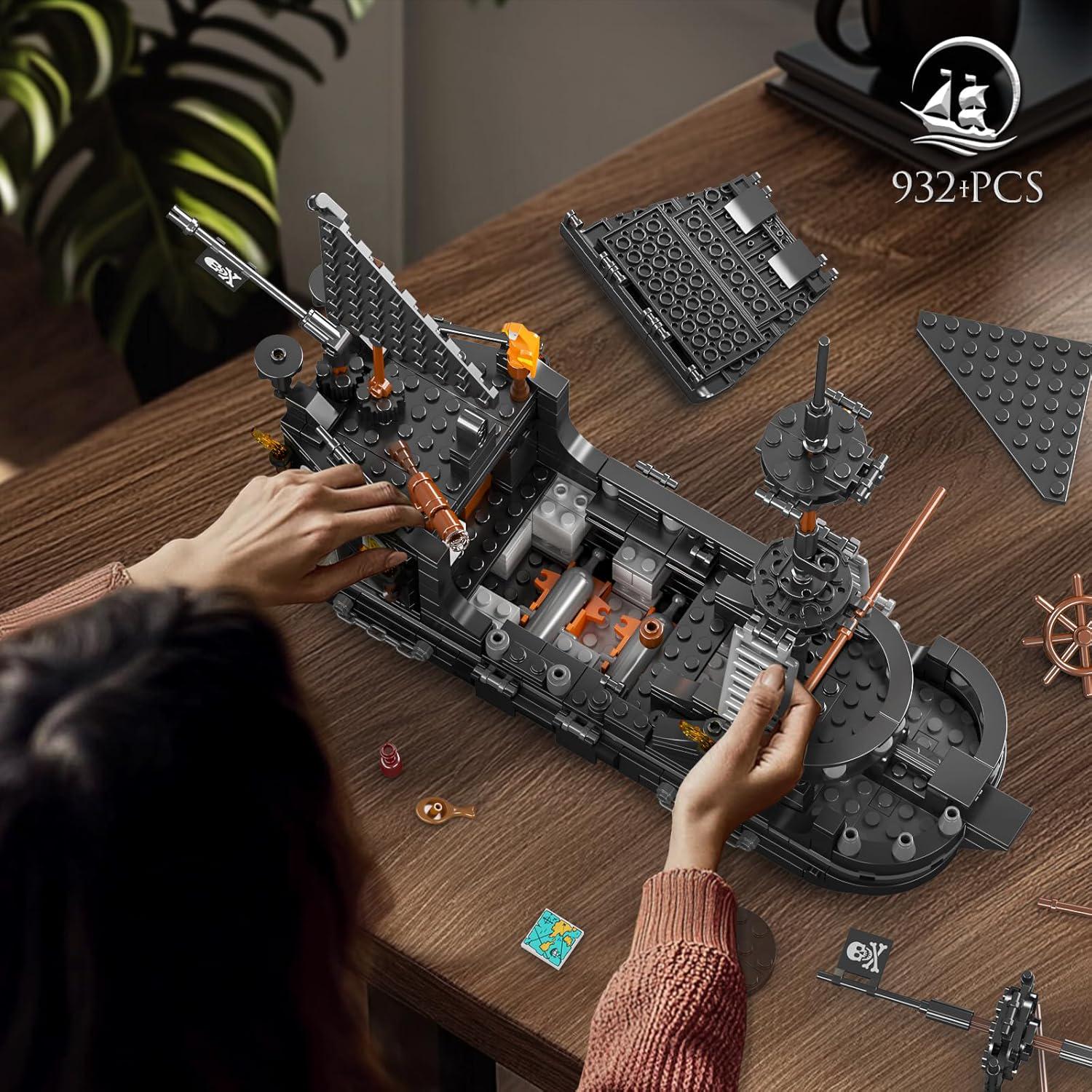 Конструктор Корабель піратський Чорна Перлина 932 дет. (10195) - фото 8 Конструктор Корабель піратський Чорна Перлина 932 дет. (10195) - фото 8