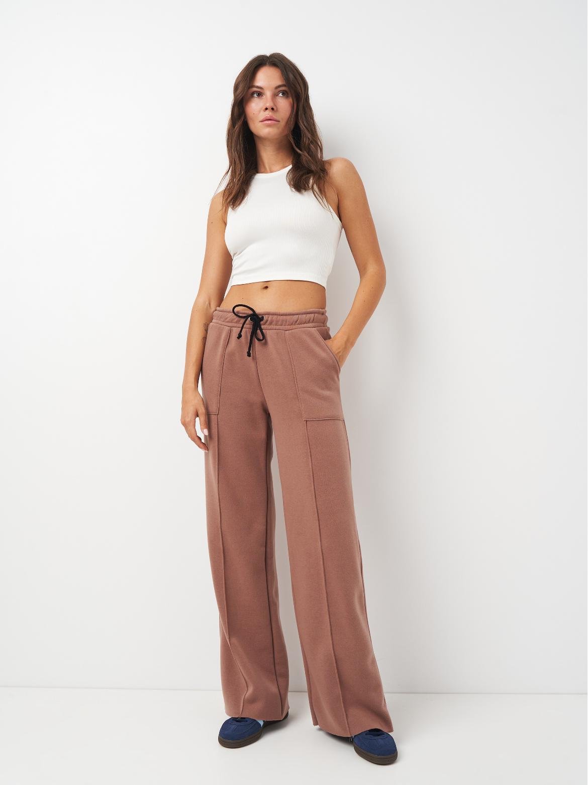 Спортивные штаны женские Элли теплые р. 48 Коричневый (2288073211)