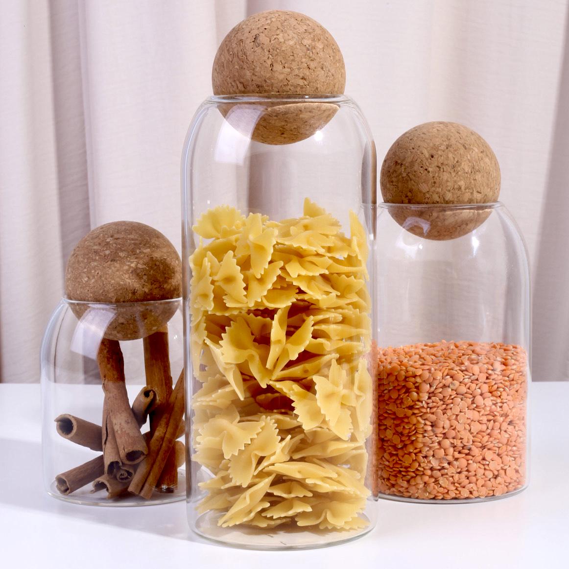 Набор стеклянных емкостей с пробковой крышкой-шаром 3 шт. - фото 2 Набор стеклянных емкостей с пробковой крышкой-шаром 3 шт. - фото 2