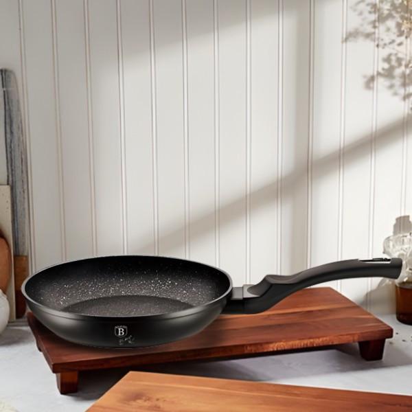 Пательня без кришки з антипригарним покриттям 28 см Black/Silver (1845-BH) - фото 3