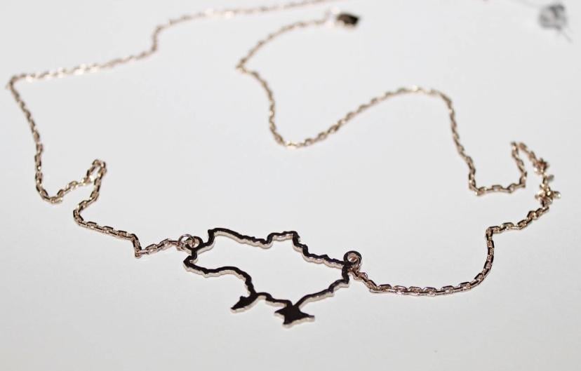 Колье серебро позолоченное проба 585 d 45 см на серебряном замке Белый