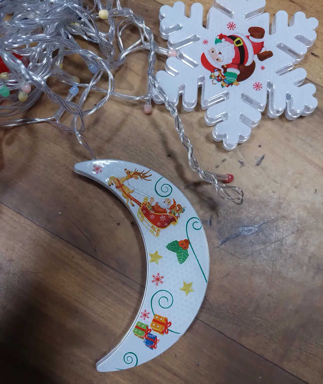 Гирлянда штора с фигурками луны/елки/снегаря/звезды и сапога 10 фонариков (29433628) - фото 8