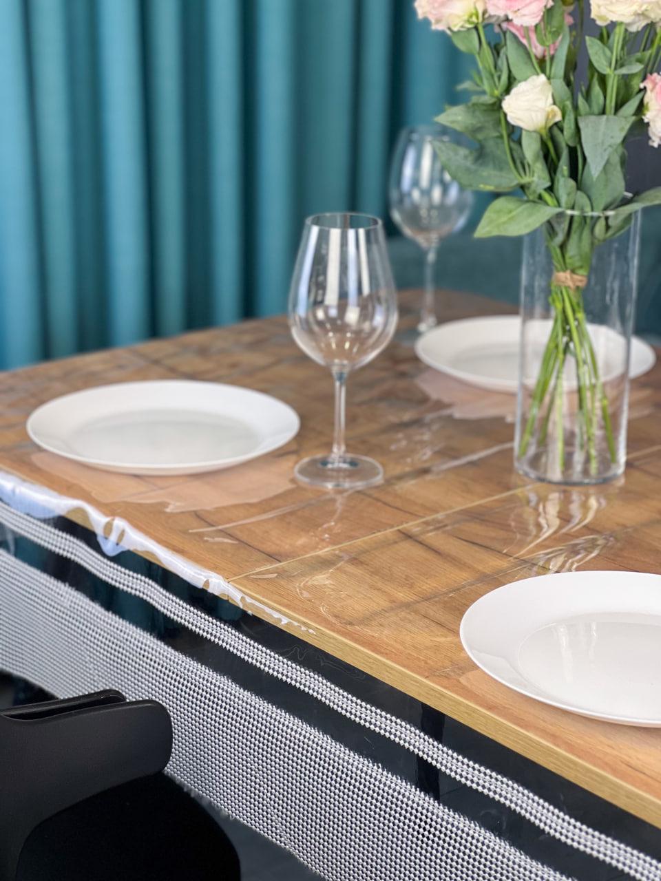 Скатерть силиконовая с белой жемчужной лентой двойной 240x140 см/мягкое стекло 220x30 см (315-104) Скатерть силиконовая с белой жемчужной лентой двойной 240x140 см/мягкое стекло 220x30 см (315-104)