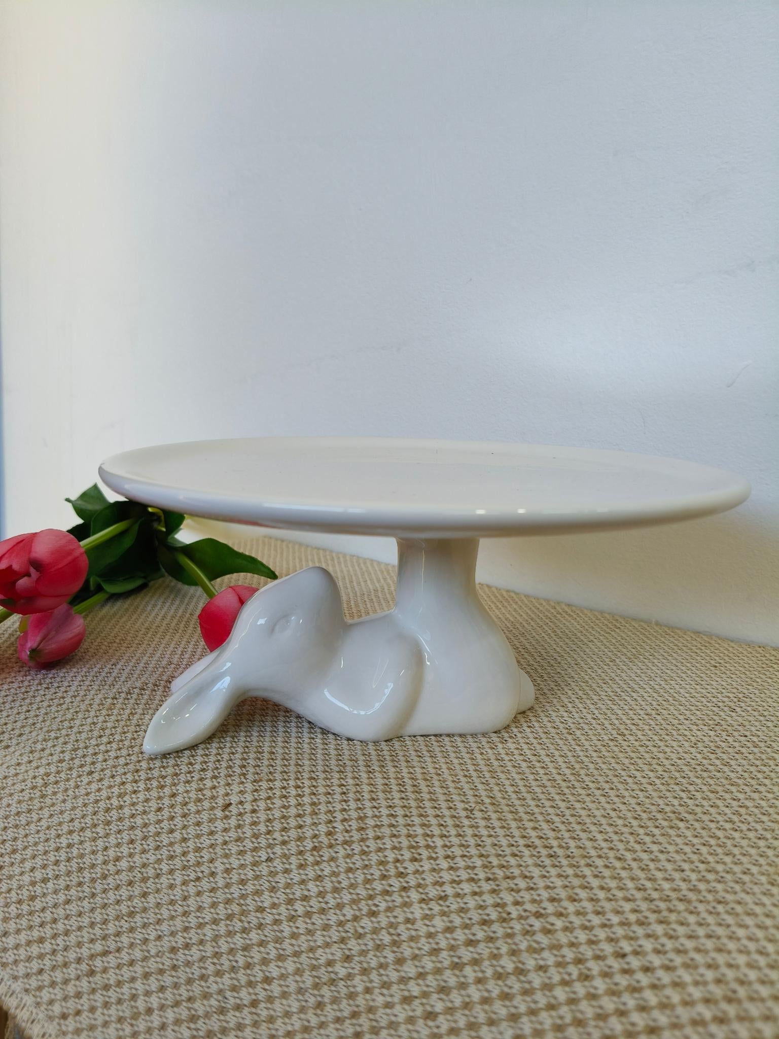 Блюдо-тортовщица фарфоровая Кролик 21,5х9,5 см Белый (25410942)