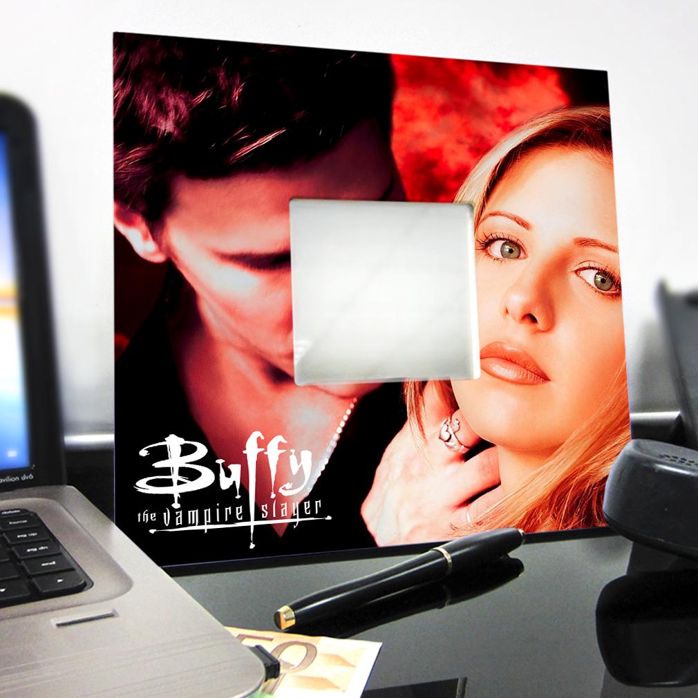 Зеркало декоративное "Баффи - истребительница вампиров" 260х260 мм (M04644) - фото 3 Зеркало декоративное "Баффи - истребительница вампиров" 260х260 мм (M04644) - фото 3