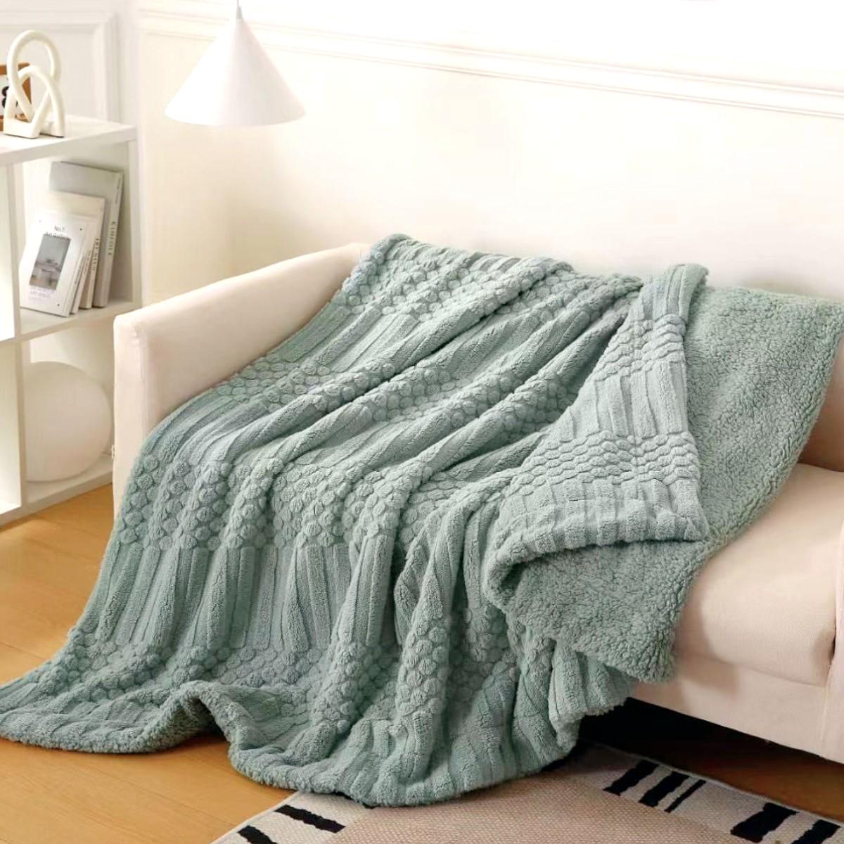 Плед с экоовчины Koloco Точка Полоска полуторный 160х210 см Зеленый (42353)