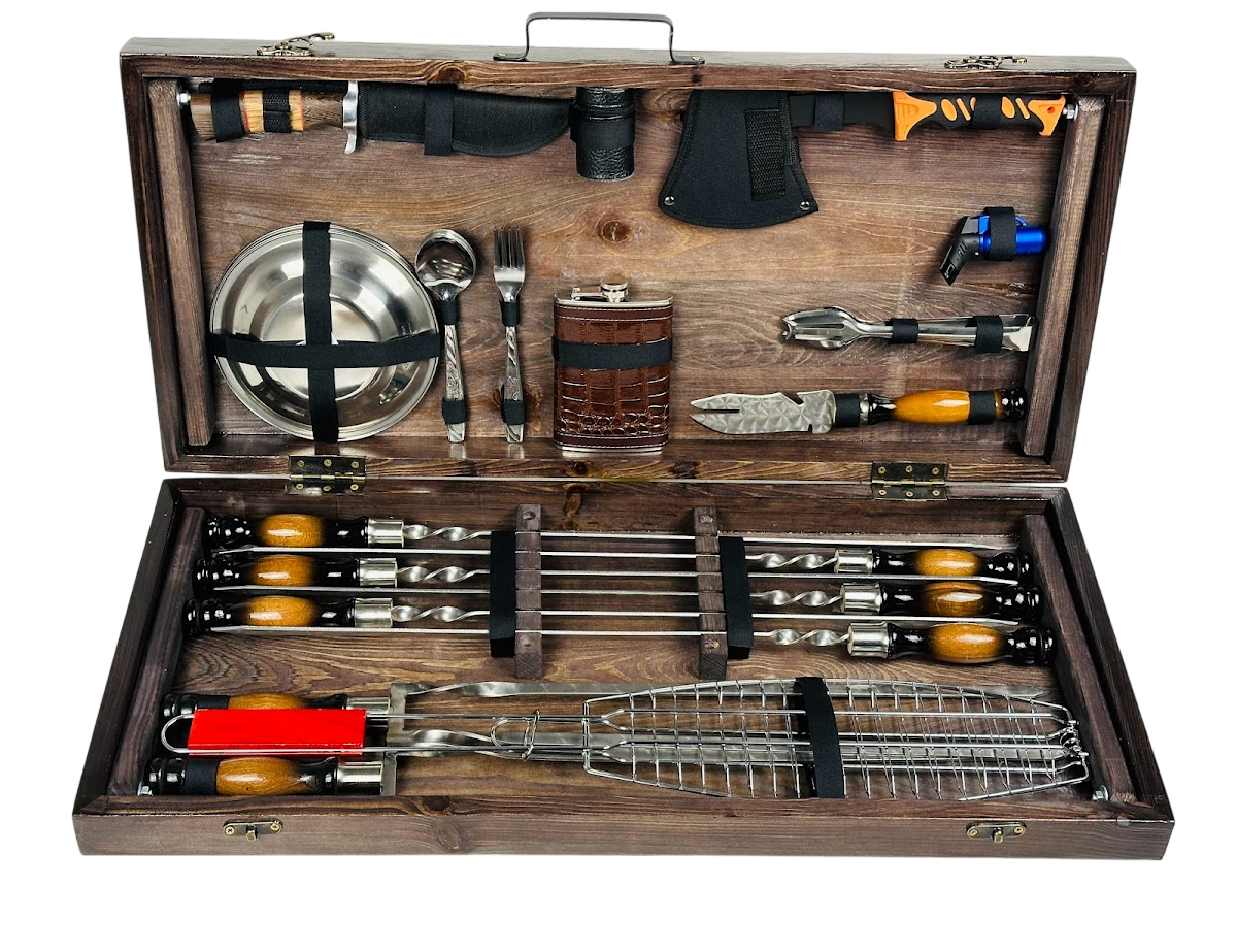 Набор шампуров Шашлычник LUX для пикника 39 предметов с аксессуарами из столом-трансформером 74х34х10 см Коричневый (124-10-KS-7506)