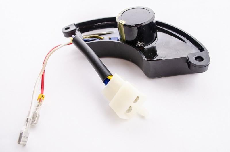 Реле напряжения генератора AVR 5-8 кВт 450V 680mF (4114)