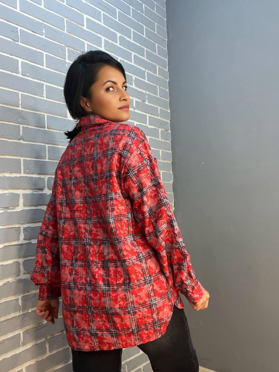 Сорочка жіноча Ariadna 2373 картата оверсайз коттон варка OS Червоний (2584) - фото 2 Сорочка жіноча Ariadna 2373 картата оверсайз коттон варка OS Червоний (2584) - фото 2