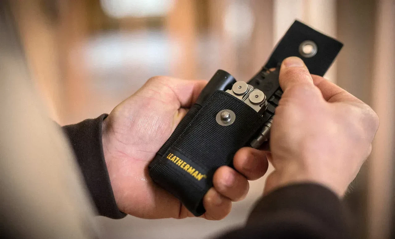 Чехол Leatherman Large 4.75 нейлон с кармашками-резинками Черный (4007594) - фото 10 Чехол Leatherman Large 4.75 нейлон с кармашками-резинками Черный (4007594) - фото 10