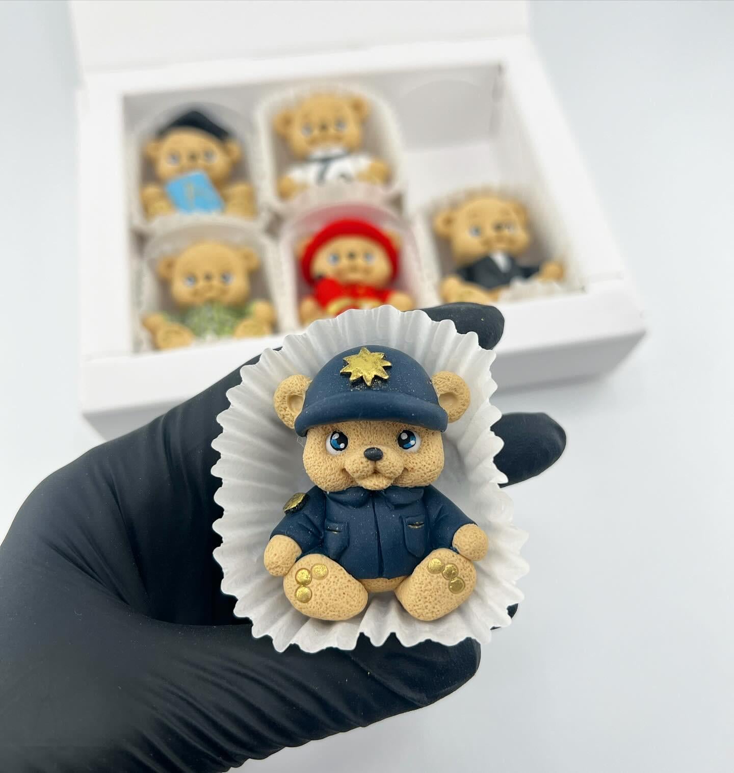 Молд силиконовый Orehova Мишка полицейский конфетка (9235)