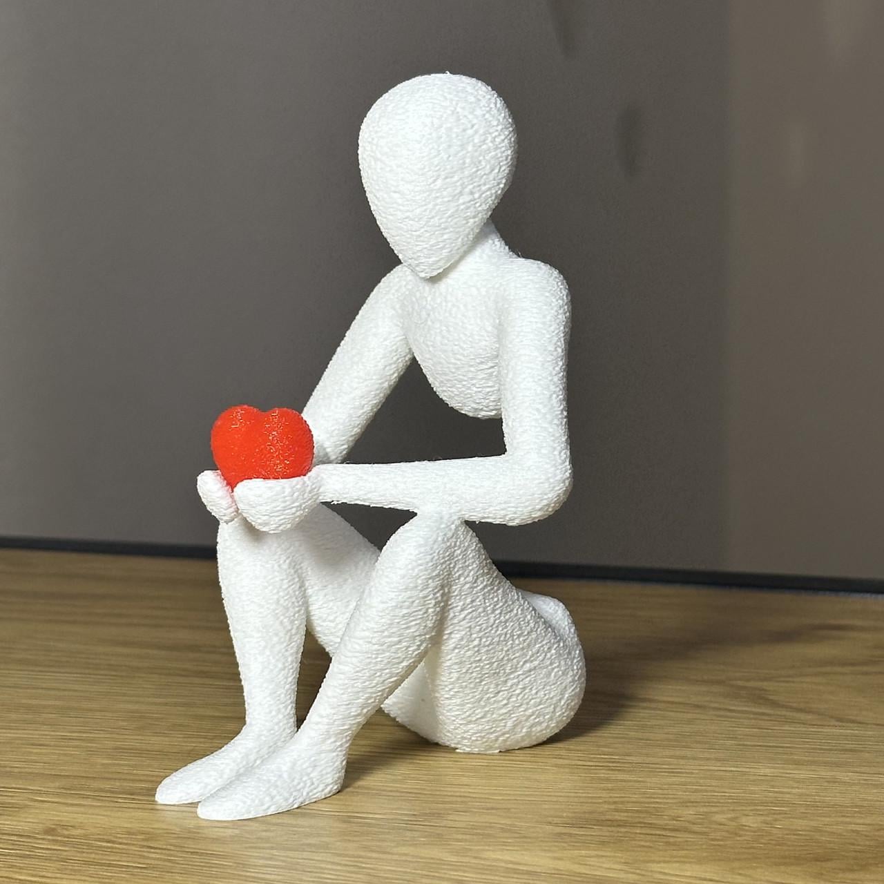 Статуэтка минималистичная любовь с сердцем декор для дома 12 см Белый