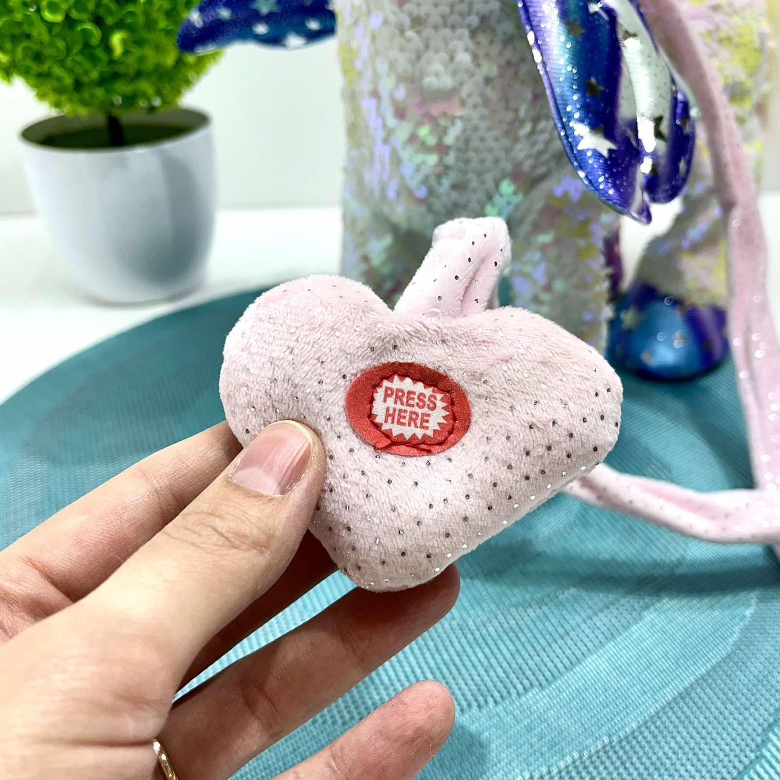 Интерактивная игрушка мягкая Сказочный единорог поводок/звук/свет Белый (M 6203 I UA) - фото 7