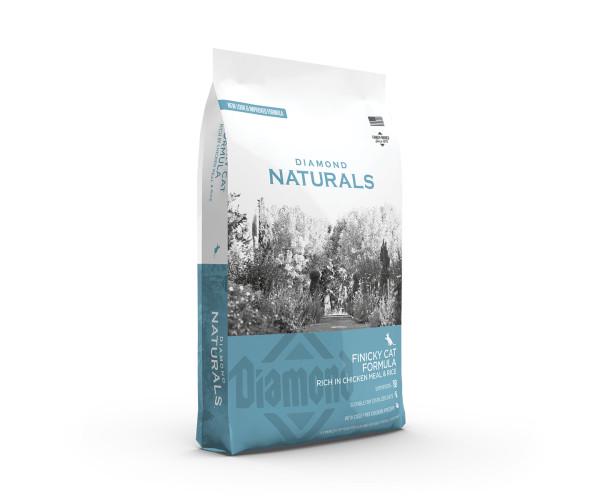 Корм сухой холистик Diamond Naturals Finicky Cat Chicken&Rice с курицей для требовательных котов на всех стадиях жизни 7,5 кг - фото 3