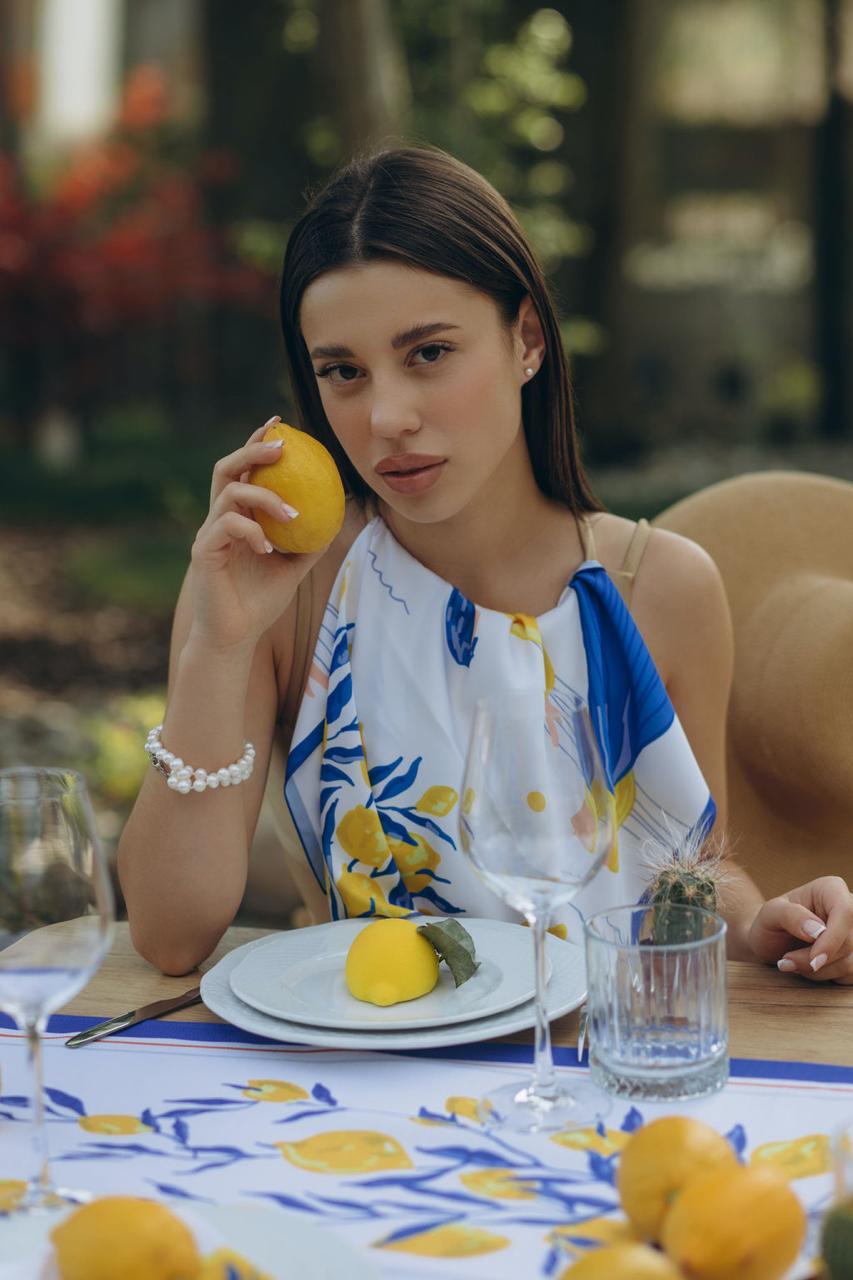 Платок Лимоны шелковый односторонняя печать 55х55 см Разноцветный (27581312) - фото 3 Платок Лимоны шелковый односторонняя печать 55х55 см Разноцветный (27581312) - фото 3