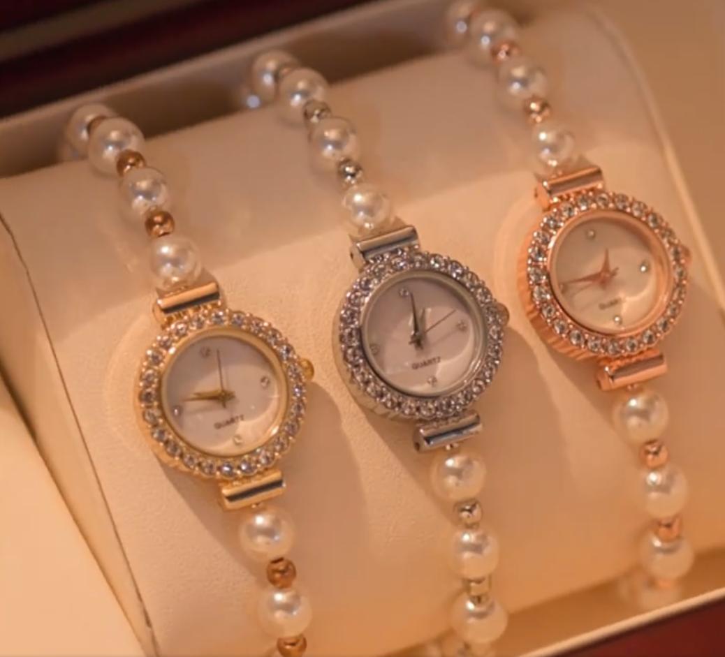 Наручний кварцовий годинник з регульованим браслетом із перлин та стразами Сріблястий (2690598356) - фото 7 Наручний кварцовий годинник з регульованим браслетом із перлин та стразами Сріблястий (2690598356) - фото 7