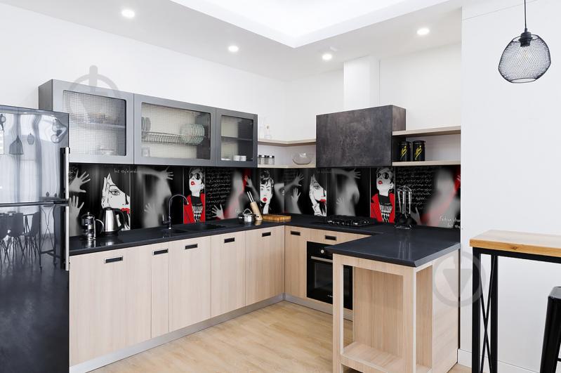 Скинали на кухню Zatarga «Девушка в красном» 600х3000 мм виниловая 3Д наклейка кухонный фартук самоклеящаяся Z180656/2 Скинали на кухню Zatarga «Девушка в красном» 600х3000 мм виниловая 3Д наклейка кухонный фартук самоклеящаяся Z180656/2