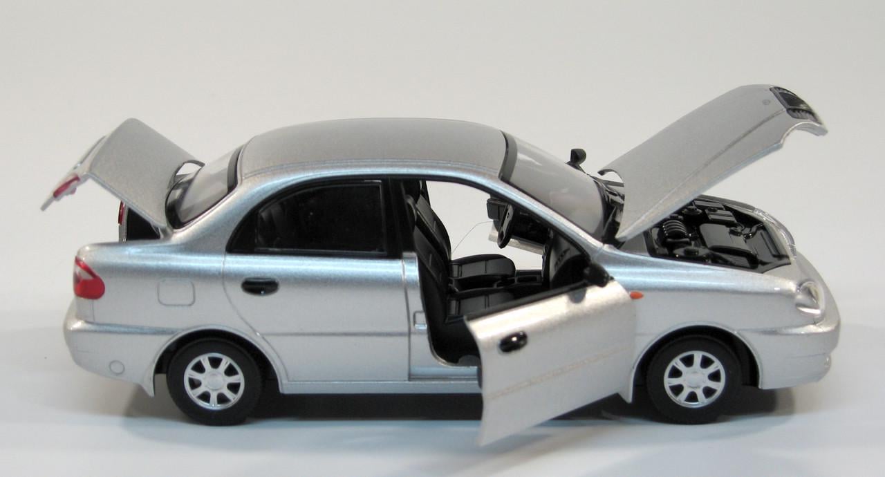 Модель металлическая Daewoo Lanos (7778 Silvery) - фото 7