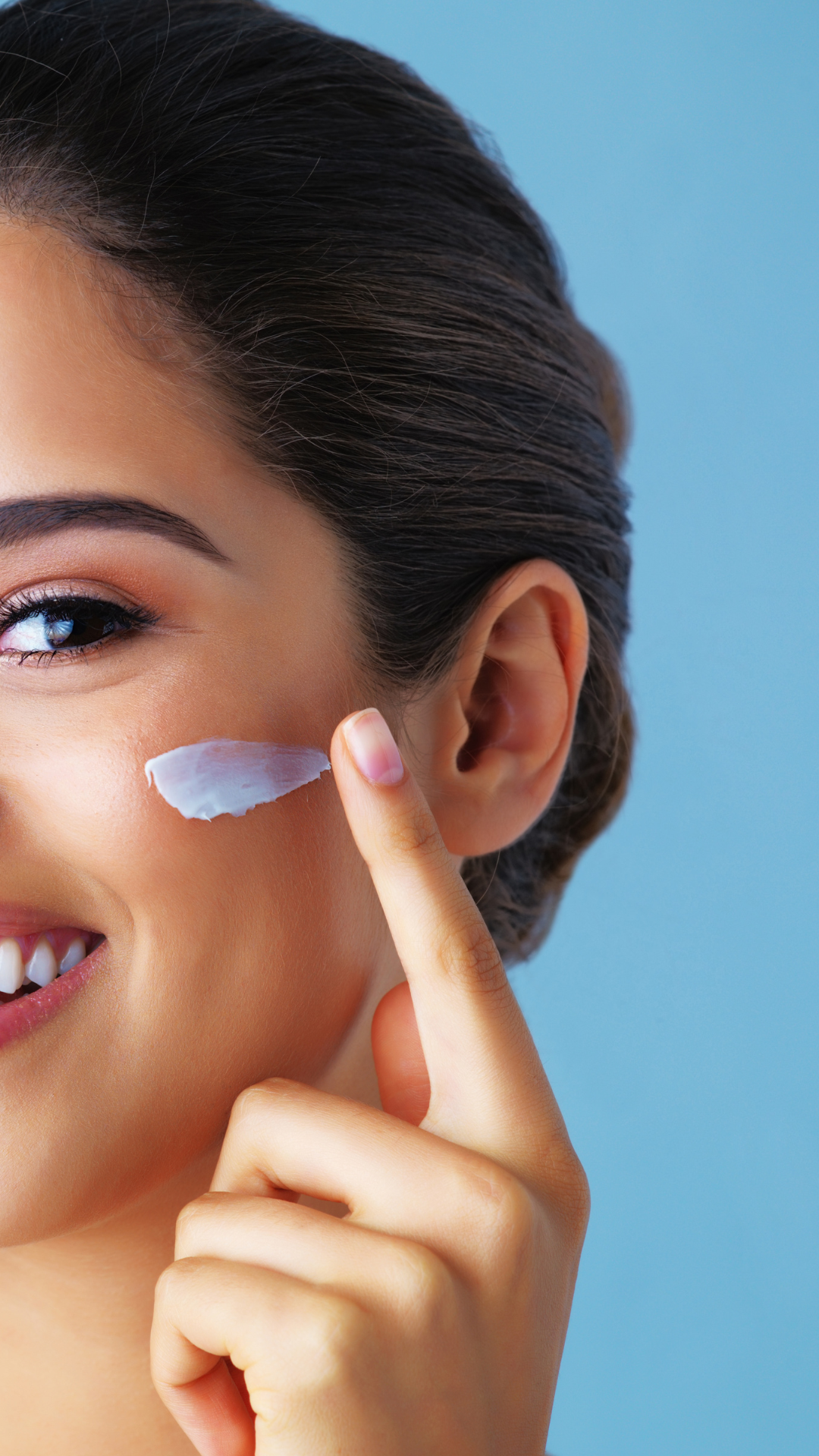 Крем витаминный Alanakosmetiks Здоровое сияние для сухой и чувствительной кожи 20+ 30 мл - фото 3