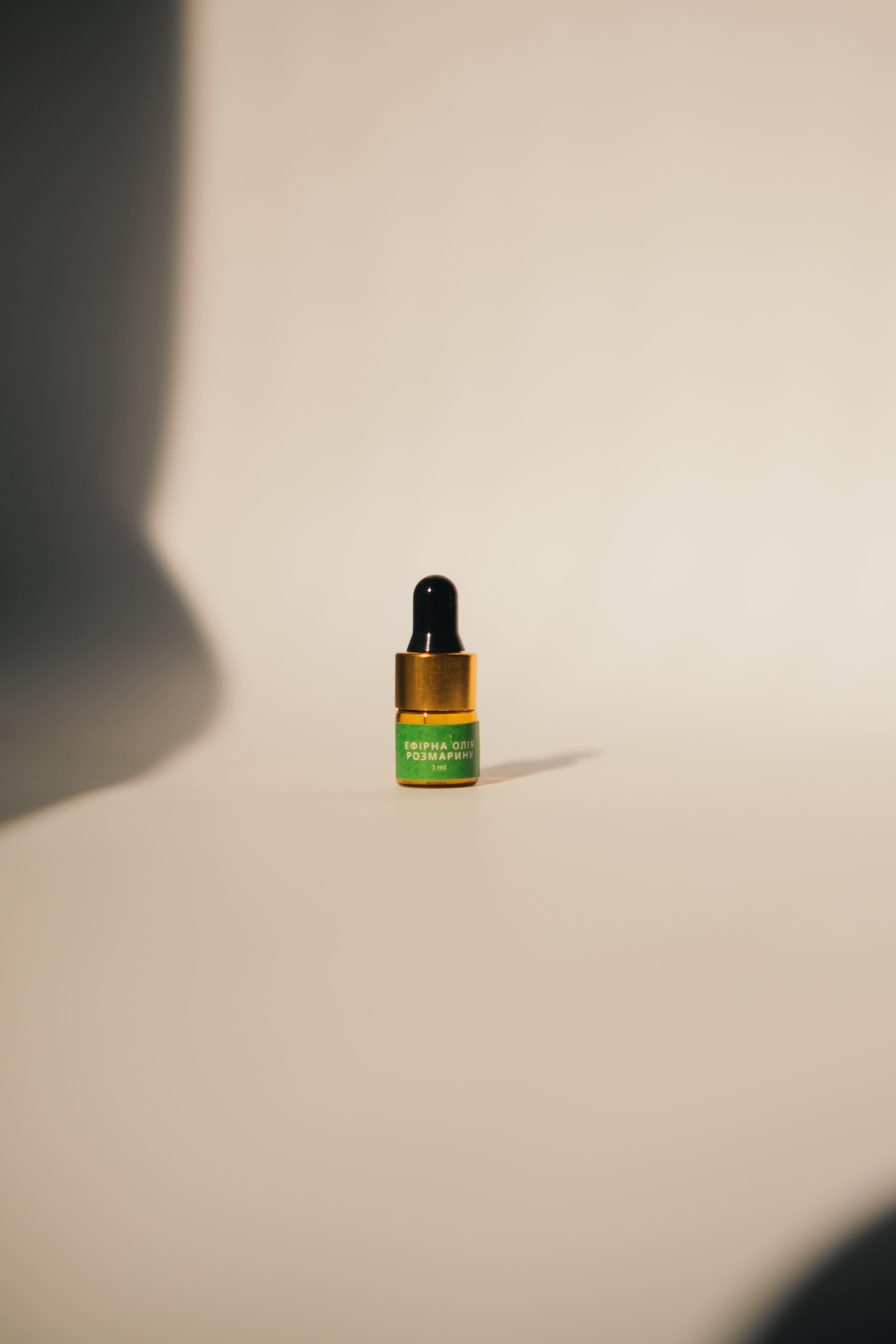 Ефірна олія розмарину HERBALIST 100% натуральний концентрат 1 мл (31023034) - фото 1 Ефірна олія розмарину HERBALIST 100% натуральний концентрат 1 мл (31023034) - фото 1