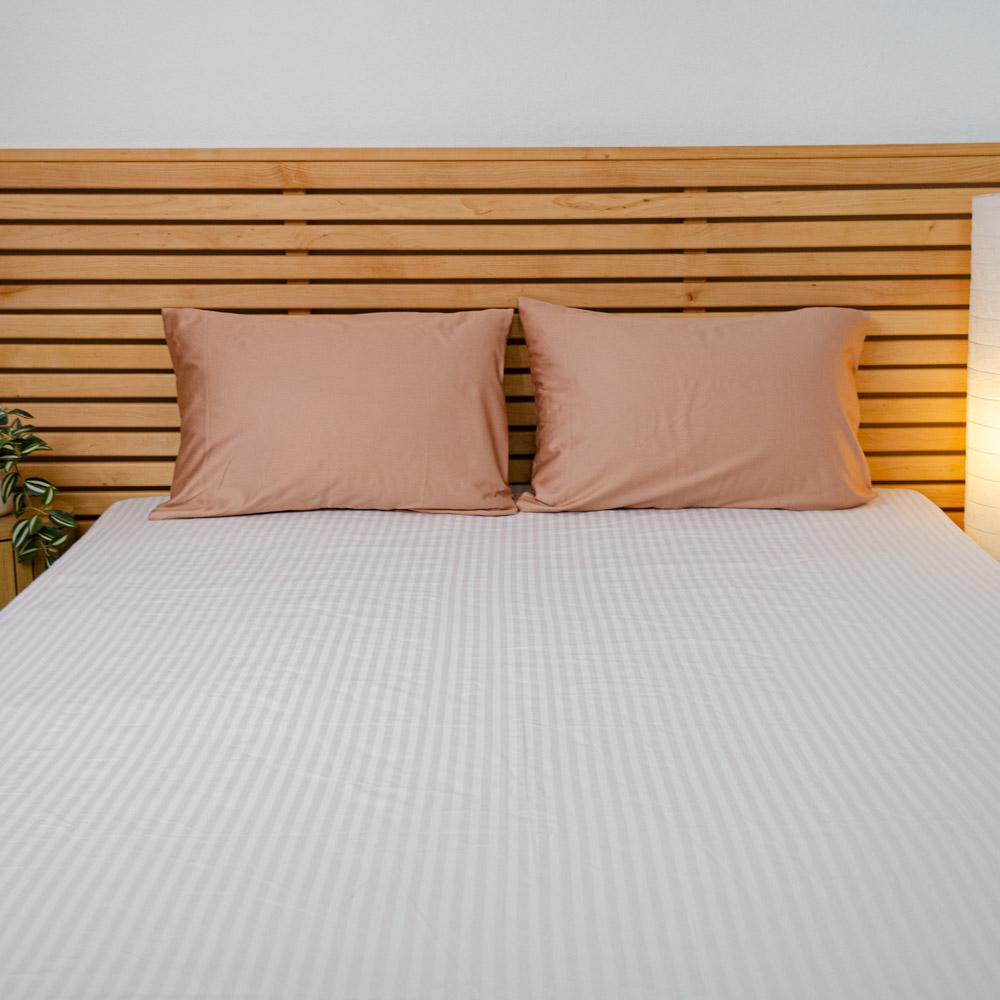 Наволочка на подушку YouStar сатин гладкофарбований 135 г/м2 50х50 см 1 шт. Фраппе (nav-sg-50x50-frappe) - фото 2 Наволочка на подушку YouStar сатин гладкофарбований 135 г/м2 50х50 см 1 шт. Фраппе (nav-sg-50x50-frappe) - фото 2