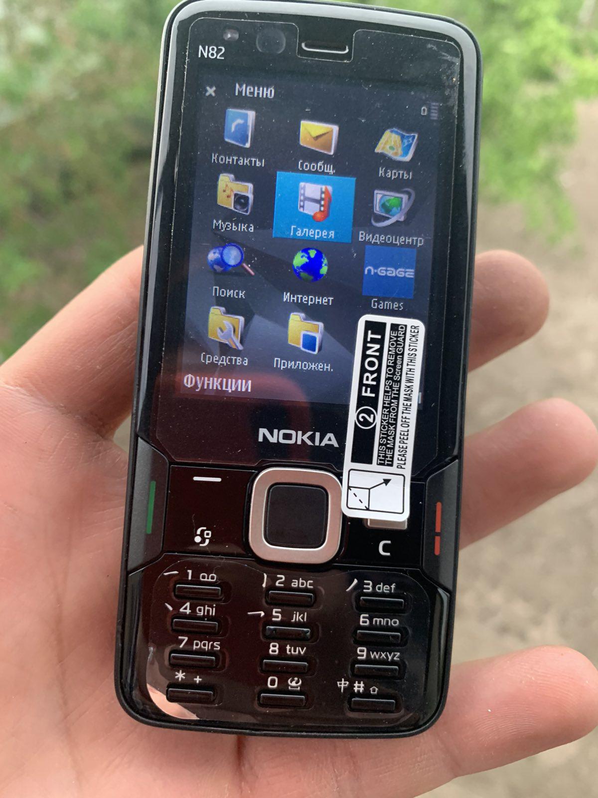 Мобільний телефон Nokia N82 - фото 3