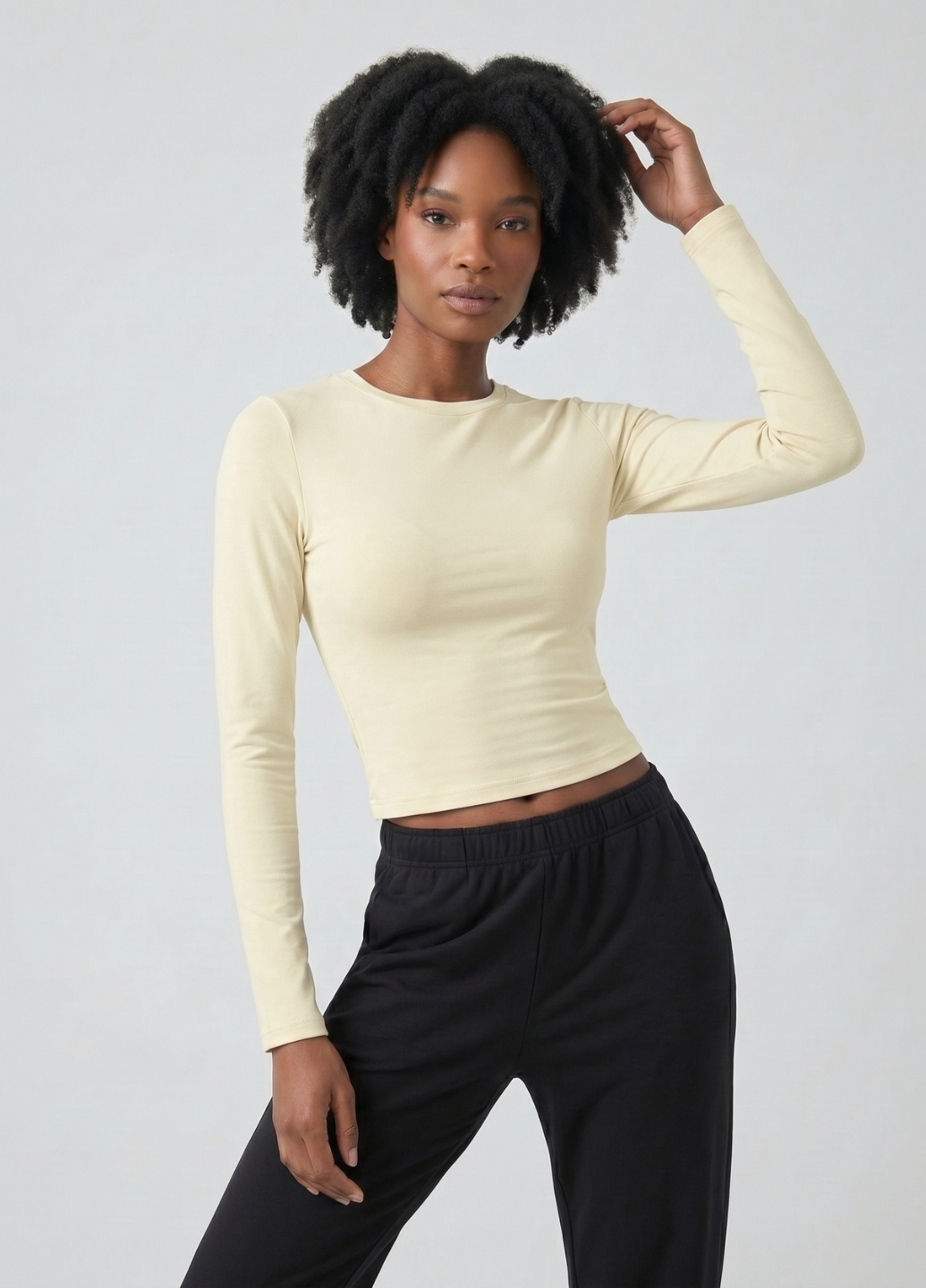 Женский лонгслив однотонный повседневный с длинным рукавом для тренировок L Кремовый (70308/L)